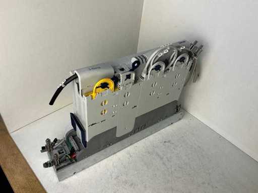Lenze L-Force E94ASHE0044 Single Drive HighLine frequentieregelaar
