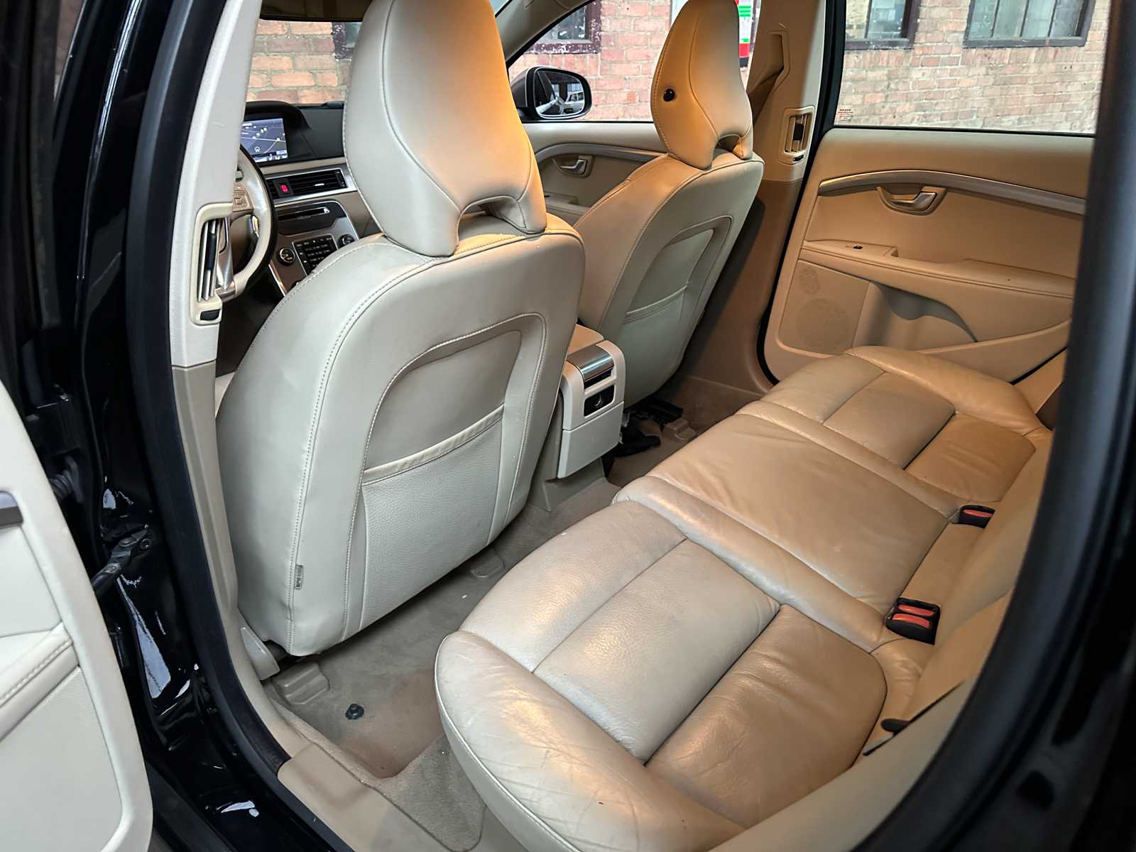 Volvo V70 1,6 T4 Lim. Ausgabe 179PS 20011, 42-RRK-6