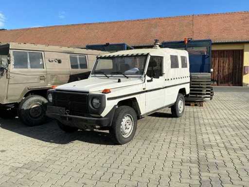 Vehiculul militar Puch G290 din 1995
