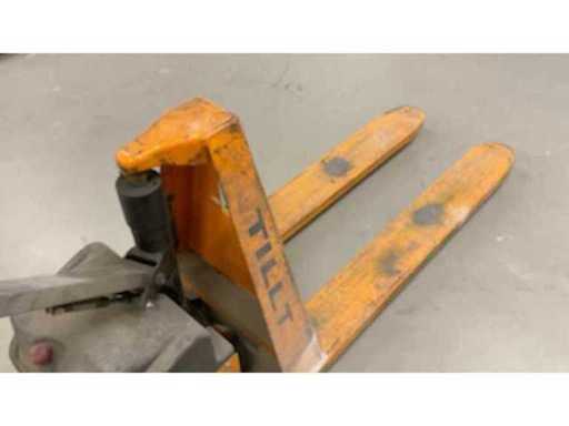 aa0435e7-0de2-4ae4-a534-db1bdb33ced0.mp4