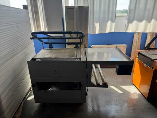 Mașină industrială de etanșare termică / ambalare termocontractabilă DEM