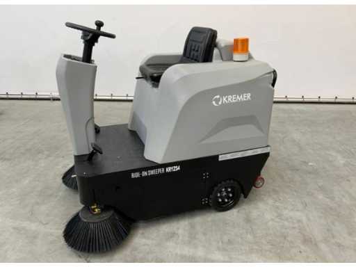 Kremer - KRYZS4 sweeper cu montaj, lățime de lucru 125 cm, 2025