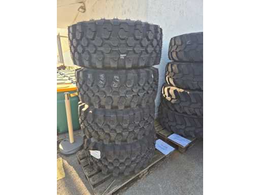 BIBLOAD HS - 400/70 R18 147 A8/B IND TL - 2020 - Räder und Felgen (4x)