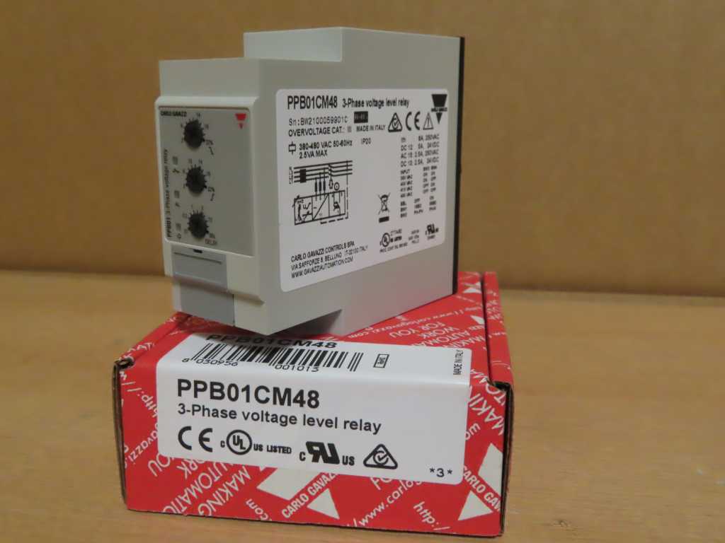 Carlo Gavazzi - PPB01CM48 - Phase monitoring relay (8x)