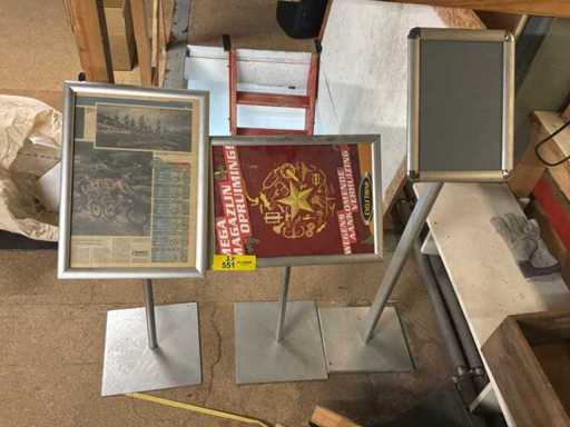 Display op standaard (3x)