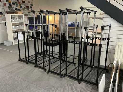 Diverse Kledingrekken (10x)