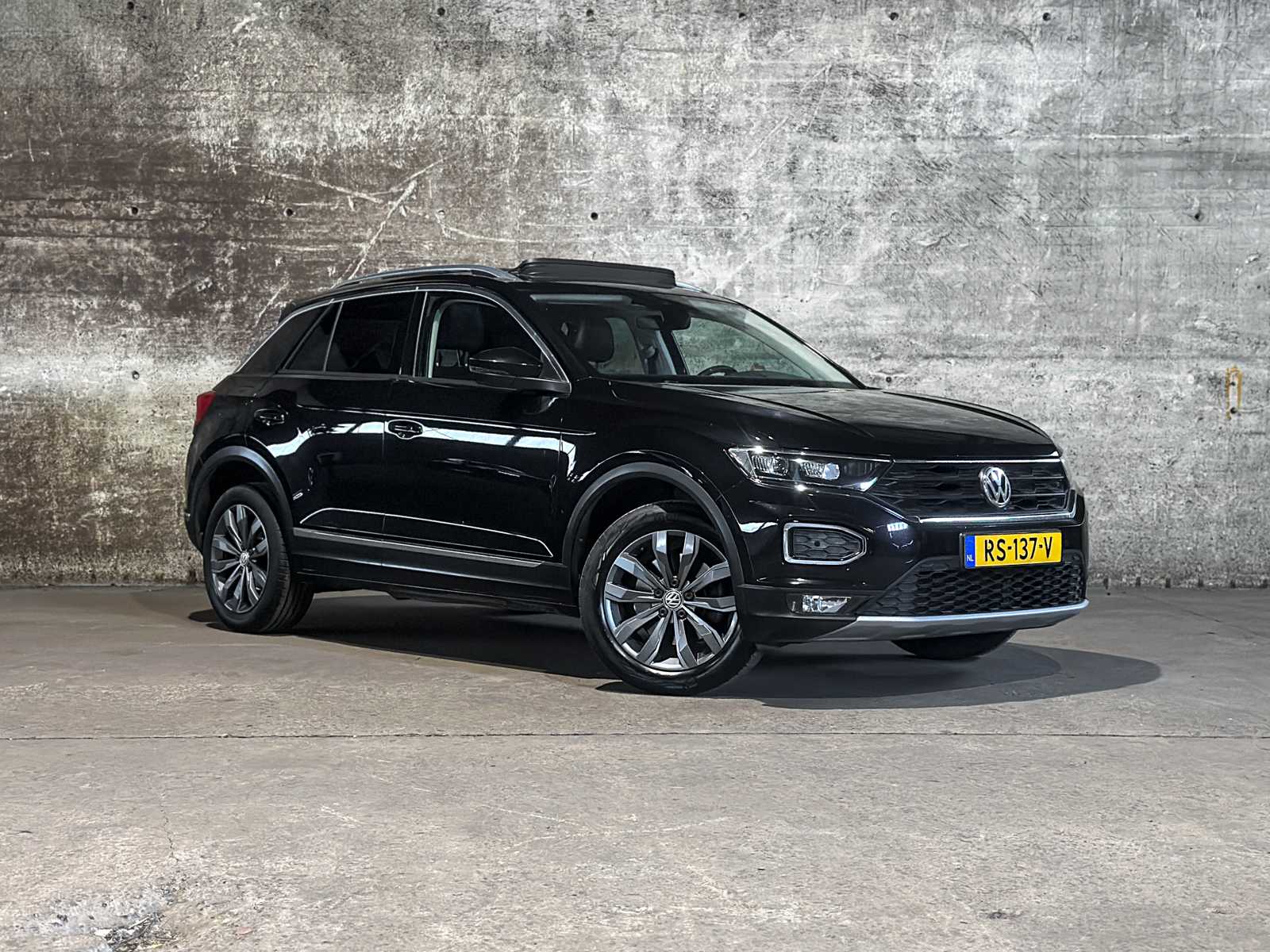 Volkswagen T-Roc 1.0 TSI Style 116pk 2018 (Origineel-NL), RS-137-V
