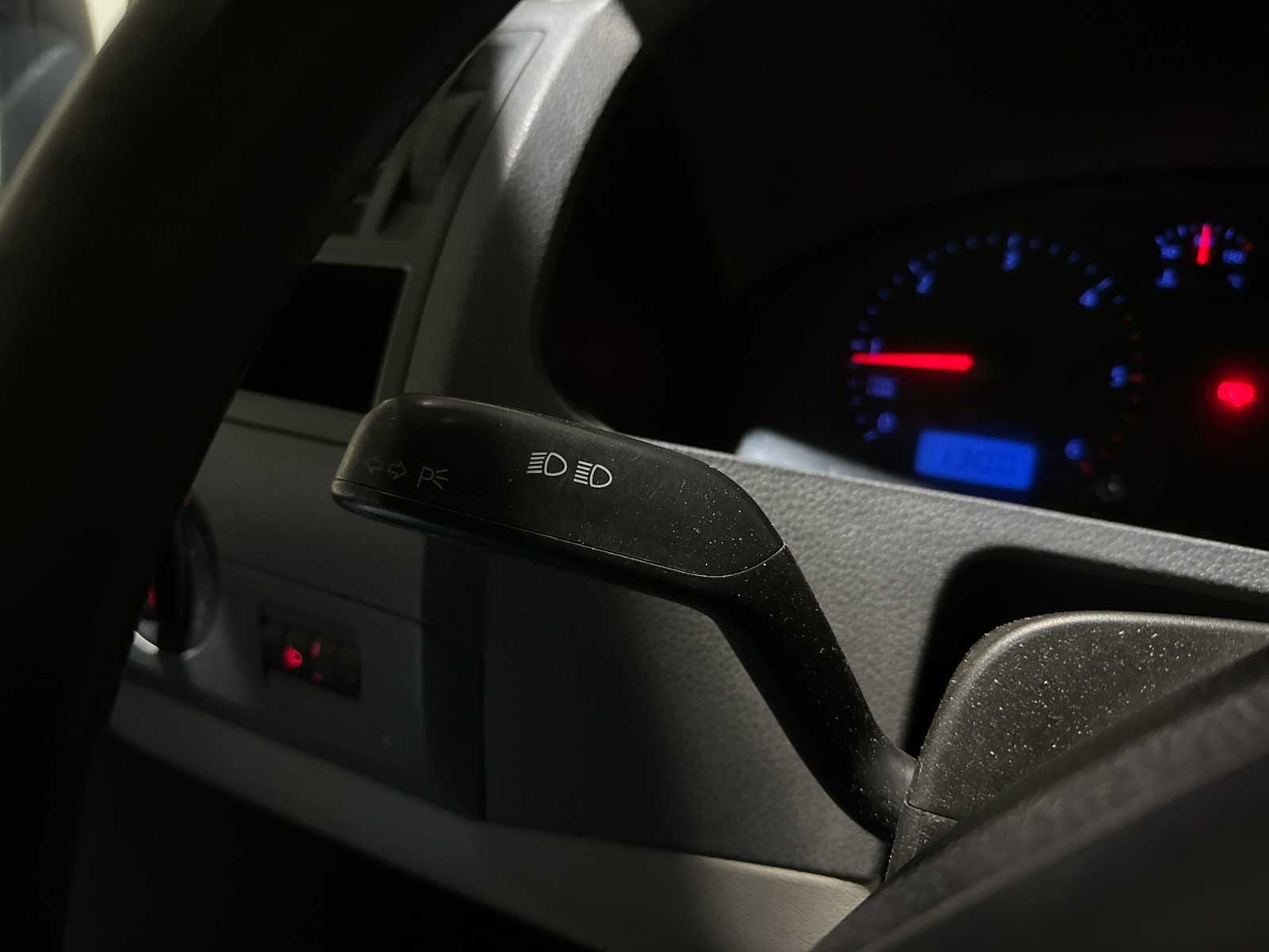 Volkswagen Transporter 1.9 TDI 300 103pk 2005, 54-BZ-GH