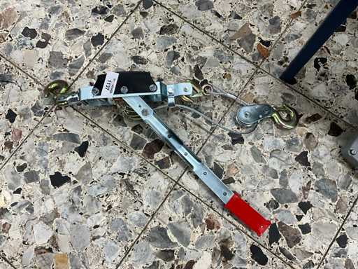 Tenditore del paranco a catena del busto