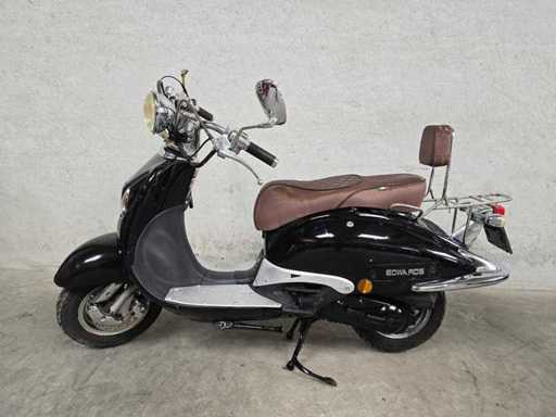 Edwards - Scooter Moby - Retro - 4T versione 45km d966nd