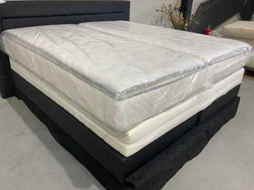 MTF Materac z zimnej pianki kieszonkowej z topperem W90 x L200 cm