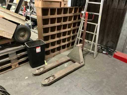 BT Lifter L 2000 B Hand hydraulische palletwagen