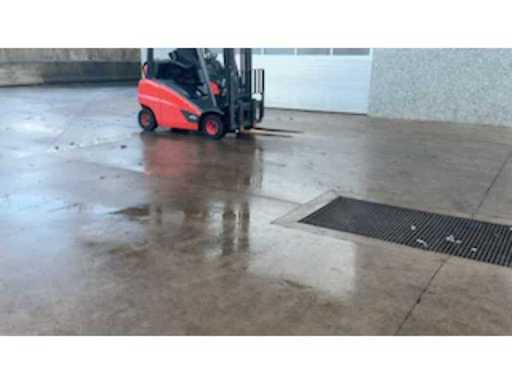 07dce11a-1c63-41fc-aa36-4ba34393d61a.mp4