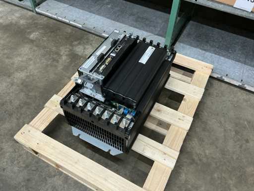 SIW EURODRIVE MDX61B-0370-503-4-0T przetwornik częstotliwości 51,1kVA