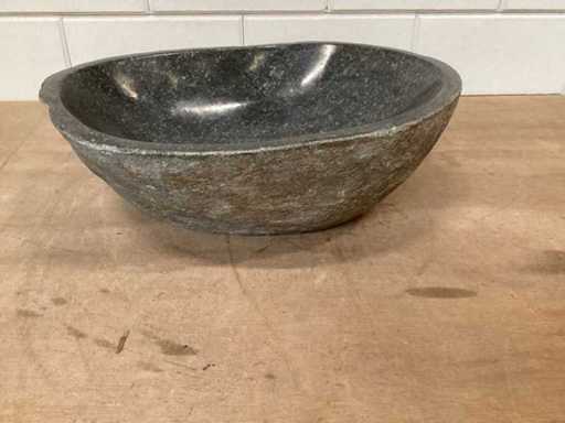 DIFFERNZ-Versenkung Lombok Riverstone Naturstein