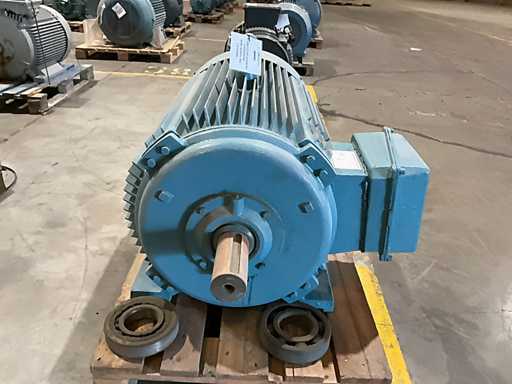Silnik elektryczny 200KW 1500RPM 400/690V B3 T315ML