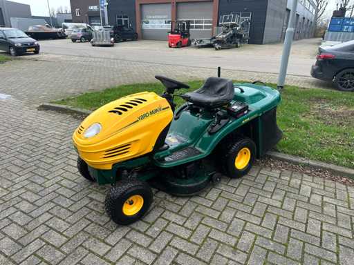 Jardinier - Tondeuse à cheval