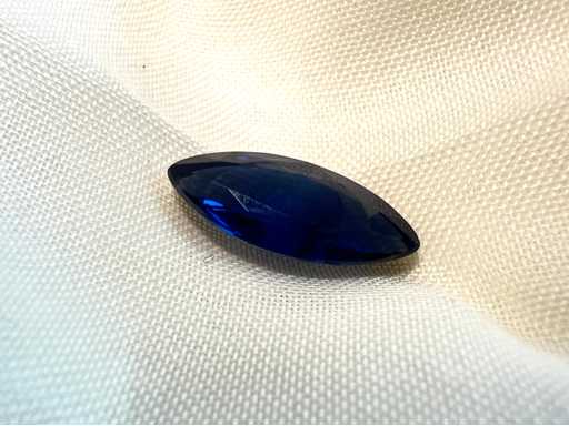 Sapphire natural marquise cut sapphire high quality NEL certificate 3.38 carat