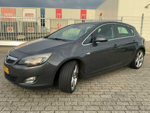 Opel Astra 1.4 Turbo Sport 2010
