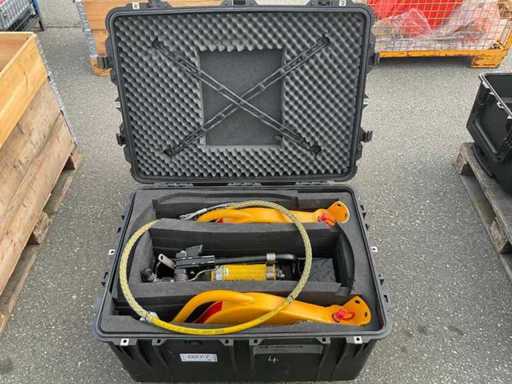 Conjunto de herramientas hidráulicas Enerpac P392FP para dirección de vista de la brida de torre