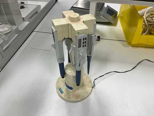 Pachetul de pipete electronice Biohit