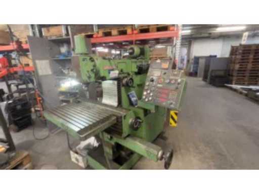 1b633763-9e9f-40ee-b9f0-26a678ca54b1.mp4