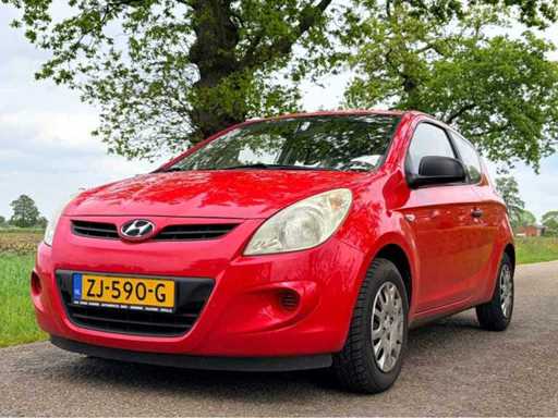 Hyundai i20 1.2i Business Ed. Wagon osobowy z 2010 roku