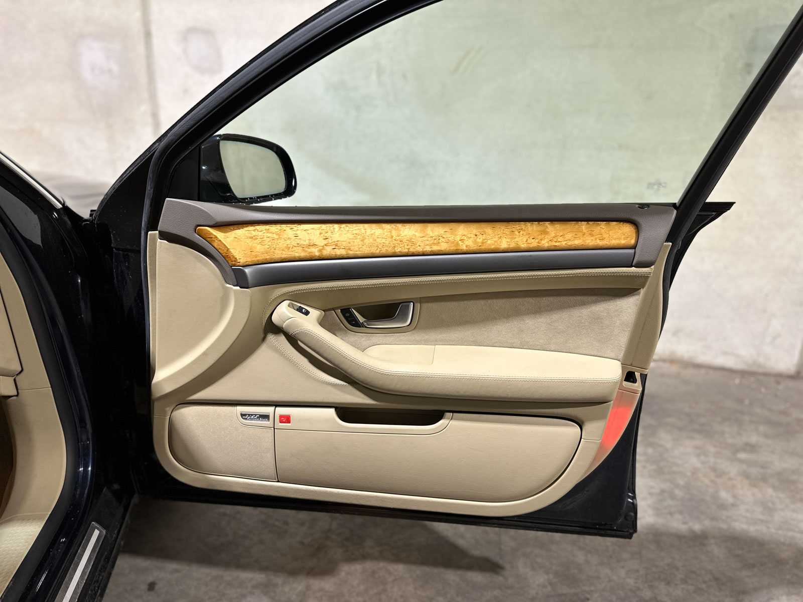 Audi A8 4.2 V8 Quattro Lang Pro Line 335pk 2005, 43-RX-HJ Youngtimer