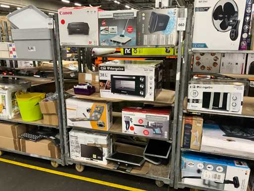 Lotto di forniture per la casa e per l'ufficio restituito merci