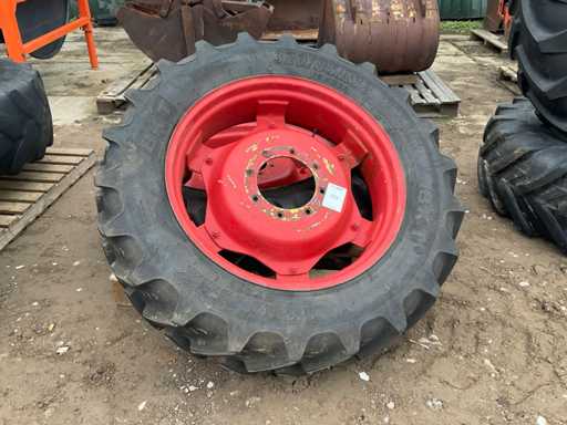 BKT Agrimax RT 855 Tire with rim (2x)