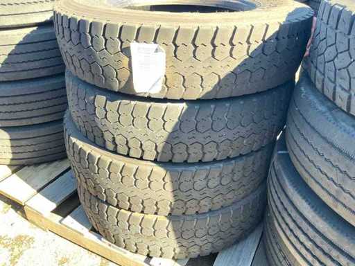 Firestone-Reifen (4x)