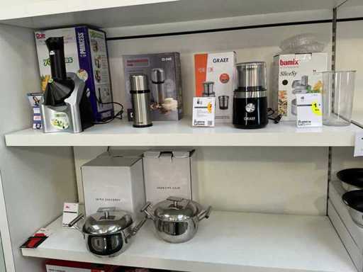Various kitchen appliances