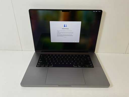 Apple MacBook Pro 16”, Apple M1 Pro, 16 GB RAM, 512 GB NVMe Laptop