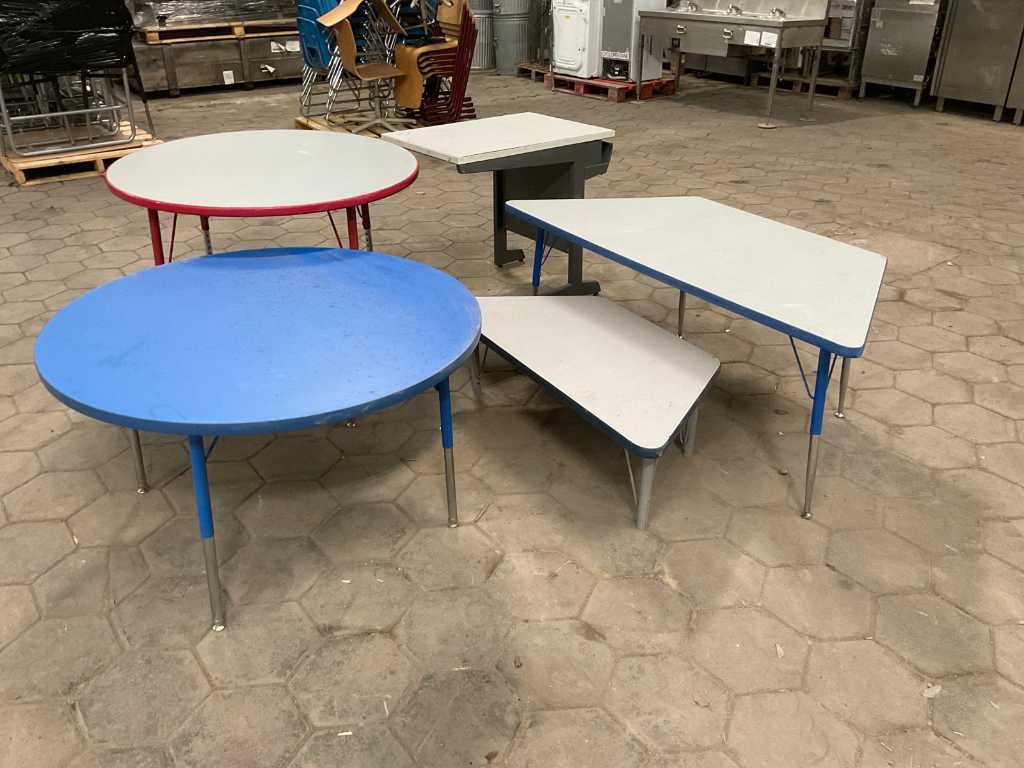 Canteen table (5x)
