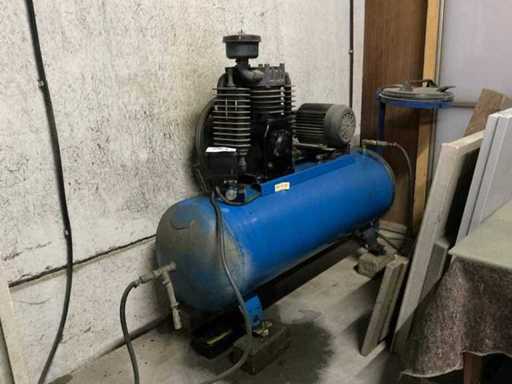 T30-200 Schraubenkompressor