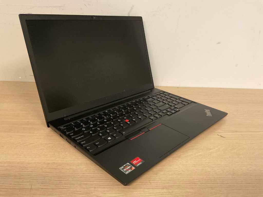 Laptopy - Lenovo - 20T8000XMH