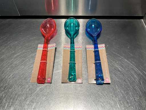 Doskona?e artyku?y gospodarstwa domowego - Partia plastikowych sztu?ców do sa?atek