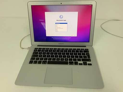 Ordinateur portable Apple A1466 MacBook Air MQD32N/A de 13 pouces