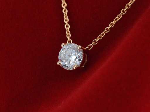Colier din aur roz cu diamant tăiat strălucitor 1,00 carat