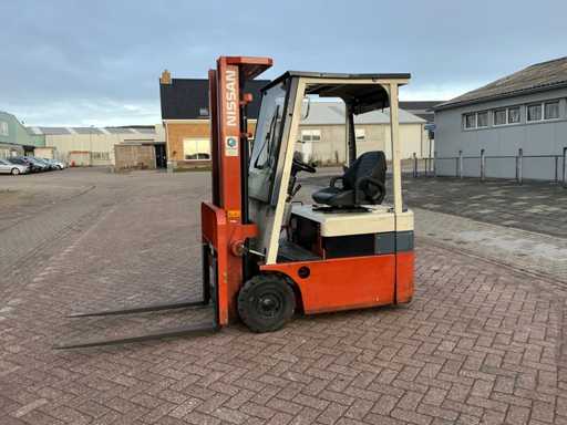 Nissan N01L13U Vorkheftruck