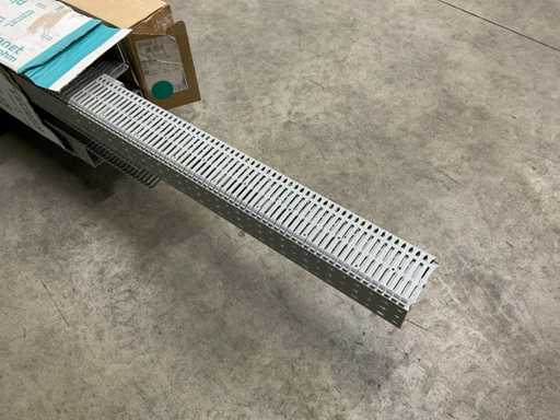 Lotto di canaline di cablaggio