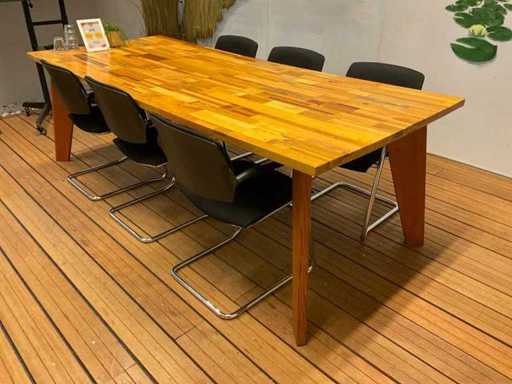 240x100cm Konferenztisch