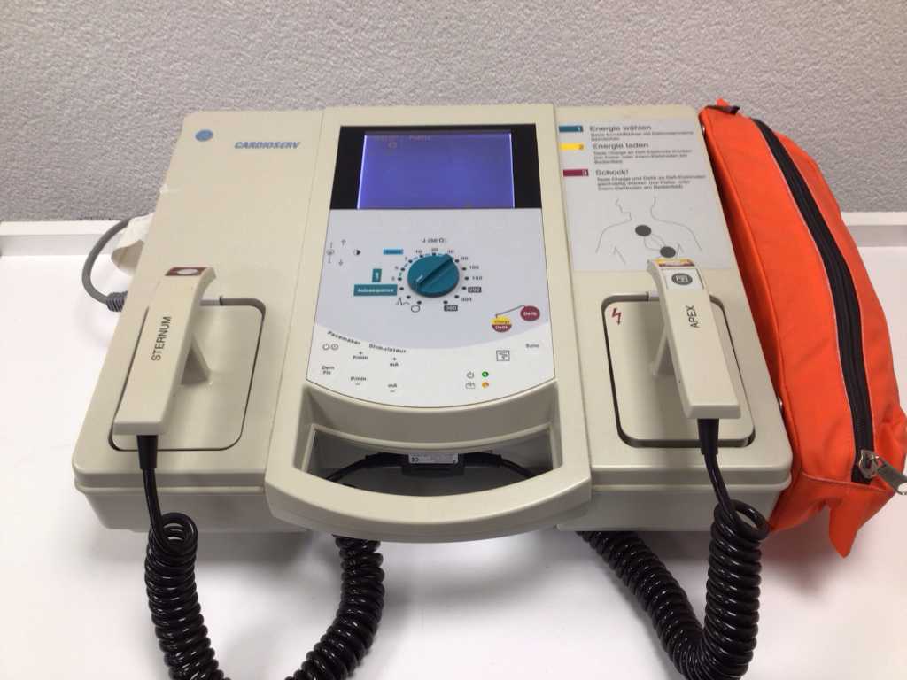 2010 GE healthcare Cardioserv Defibrillator