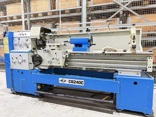 Tour à broche à avance et traction WEIPERT C6240C