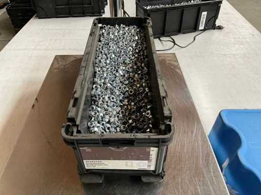 Würth 13.00kg Self-locking nut M6 in stackable box