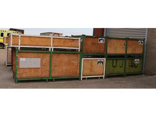 Ró?ne skrzynie transportowe (6x)