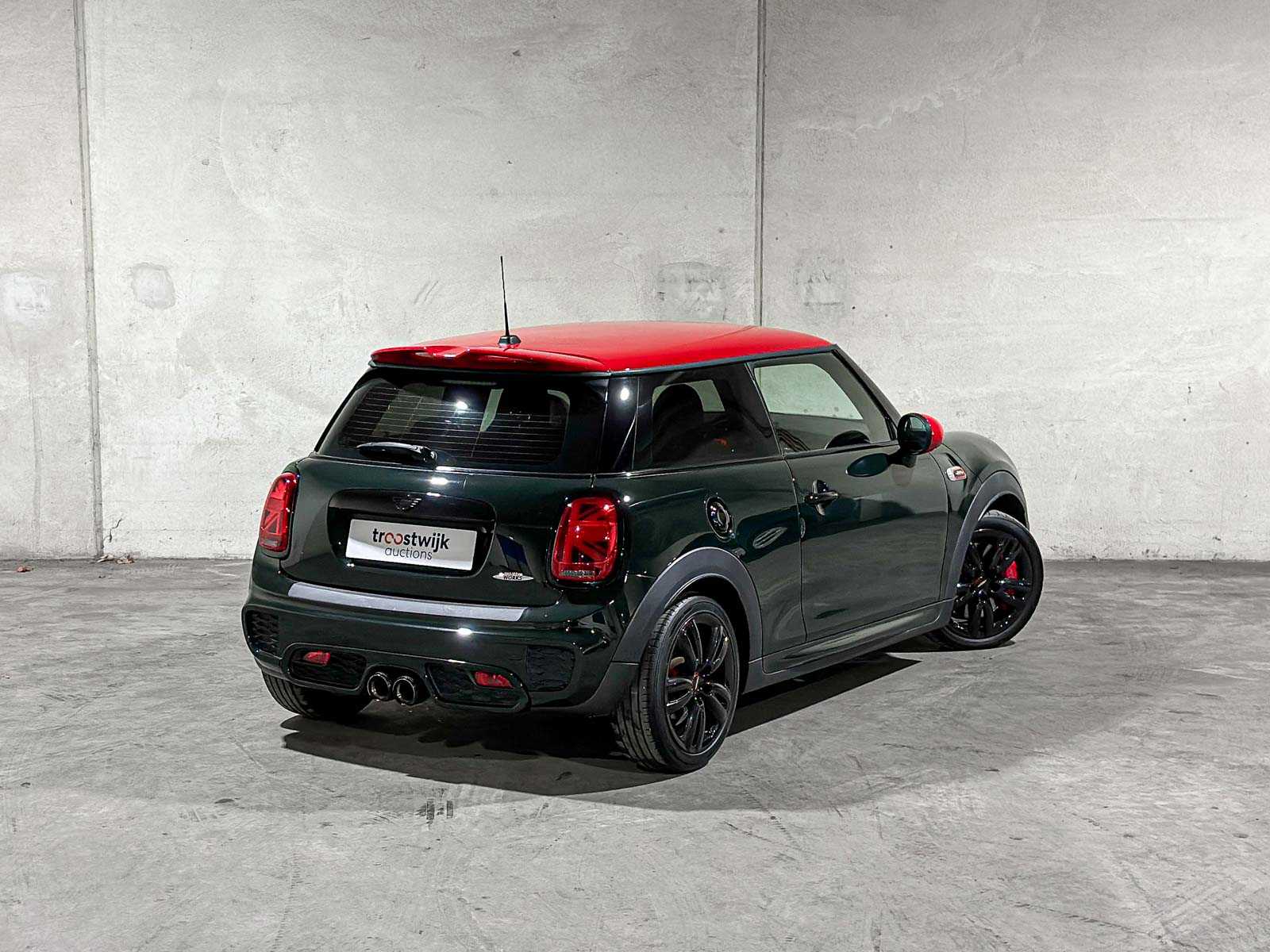 Mini John Cooper Works 2.0 F56 231pk 2015, SH-393-N