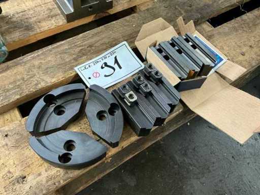 SCHUNK assortment of various clamping jaws