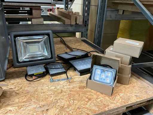 Konvolut, sehr leichte kleine LED Paneele gesamt 10 Stück