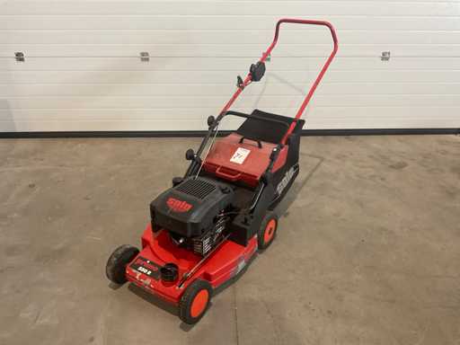 Ma?ini de tuns iarba Solo 550 R 2018